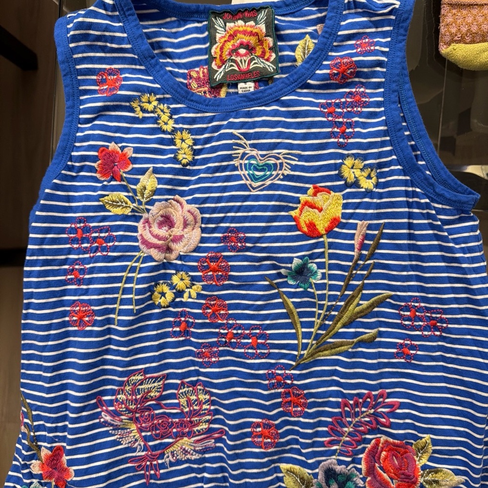 Johnny Was Jessie Knit S Tank - Blue & White Striped Floral/Embroidery: LIKE NEW